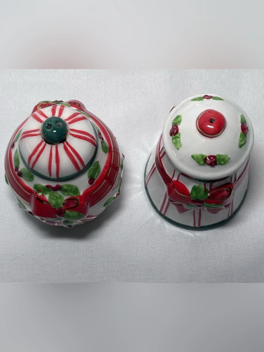 Lady Jayne Ltd. Holly & Ribbon Salt and Pepper Shakers Set ~ Holiday 2002